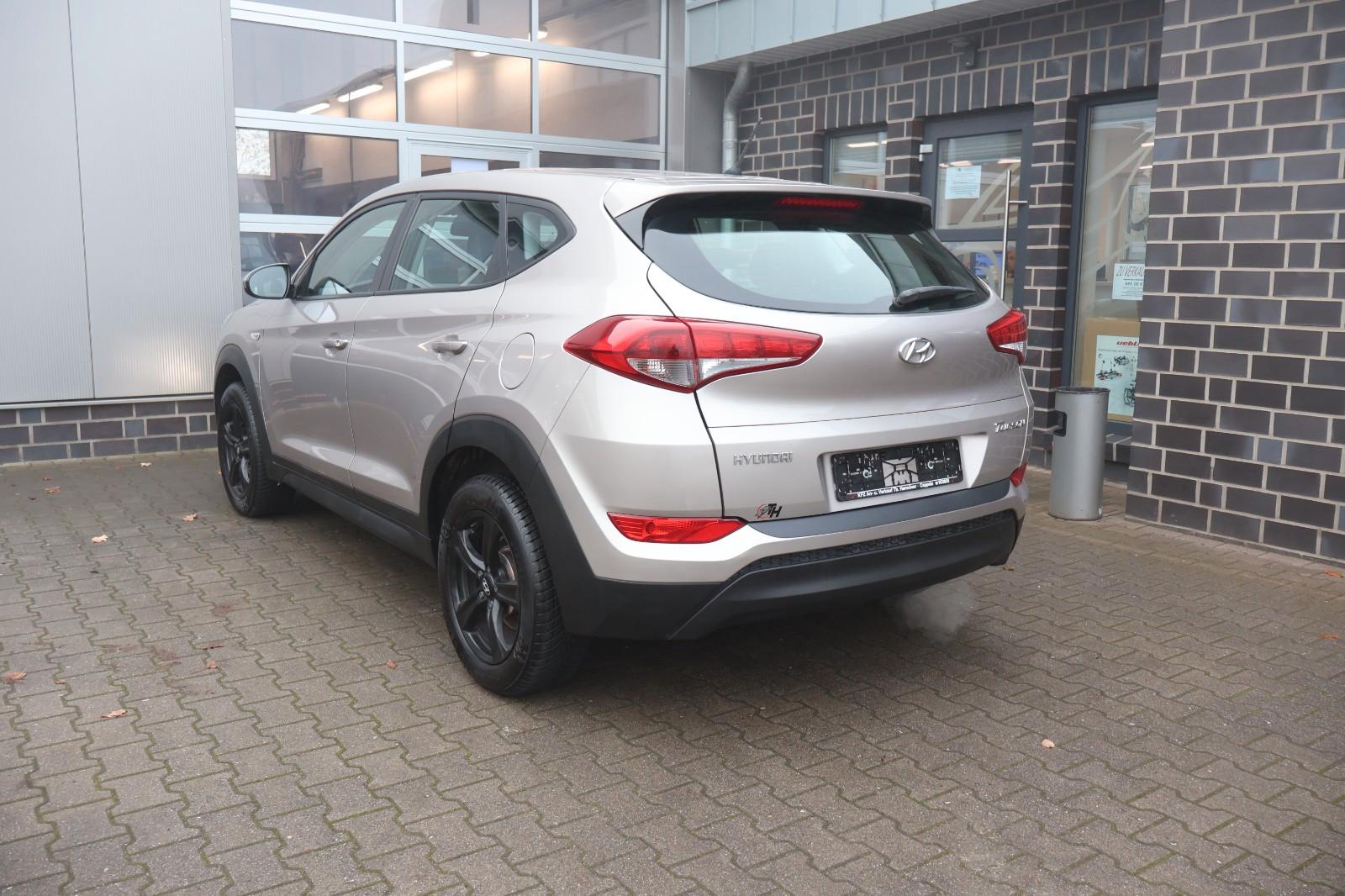 Hyundai Tucson blue Classic 2WD Allwetterreifen