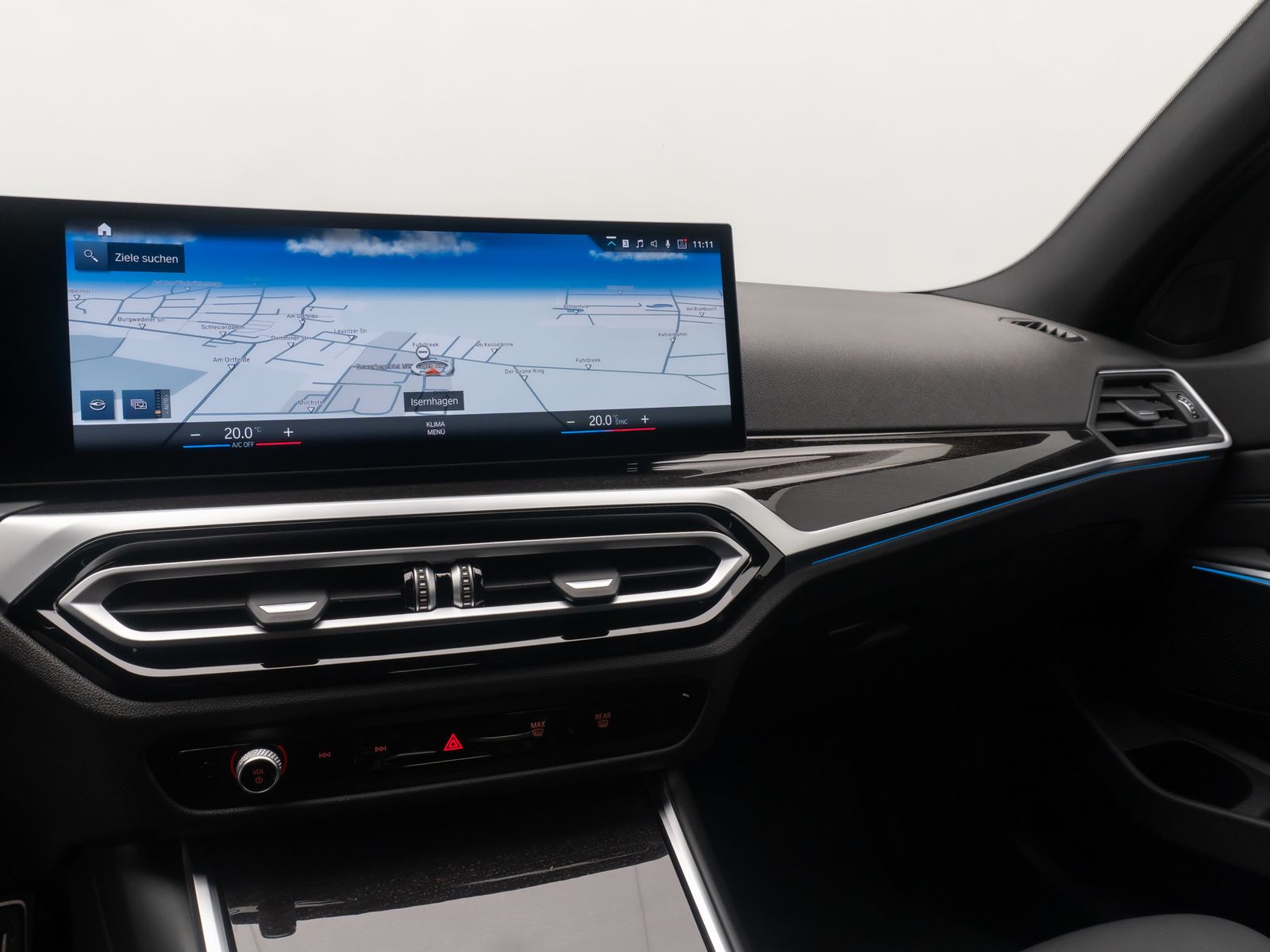 Fahrzeugabbildung BMW 320d MSport Alarm Komfort DAB HiFi Kamera 18Zoll