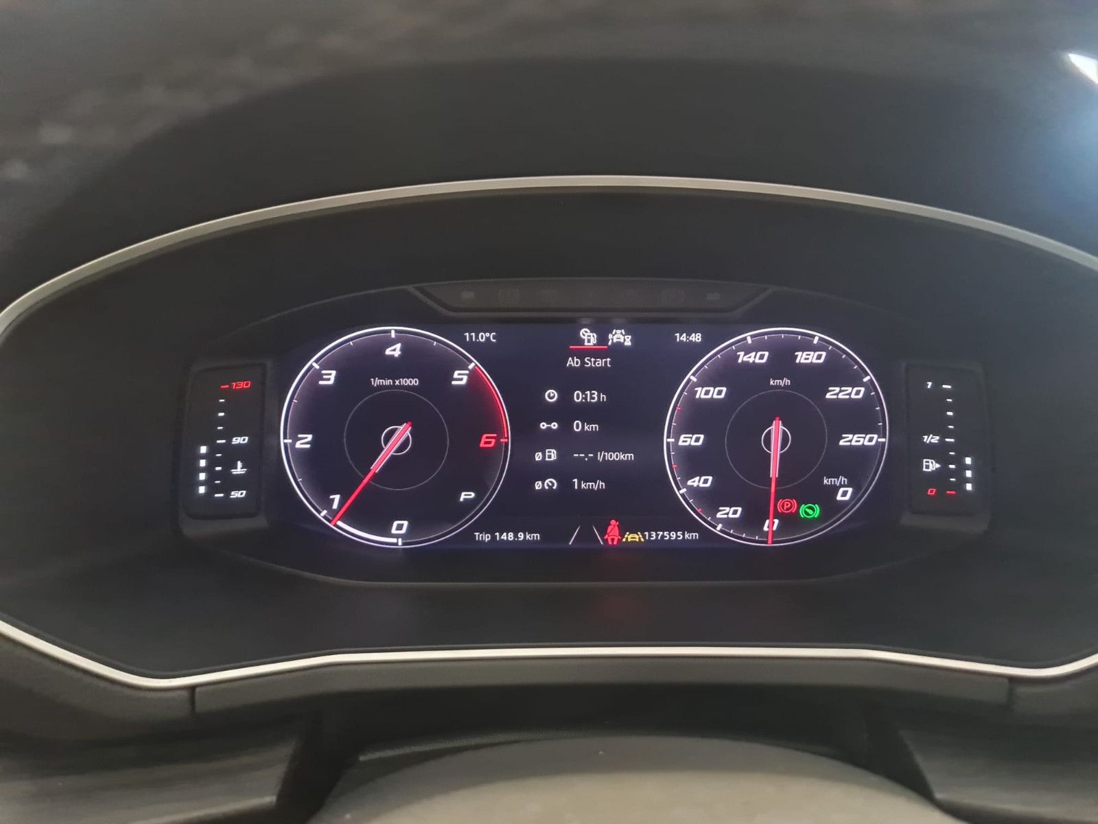 Fahrzeugabbildung SEAT Tarraco Xcellence 4Drive / LED / AHK / PANORAMA