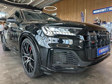 Audi SQ7*MATRIX*1.HAND*TÜV-NEU*AHK*PANO*ALCANTARA*