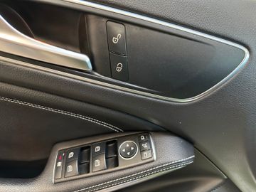 Mercedes-Benz A 180 A d BlueEfficiency*2. Hand*LED