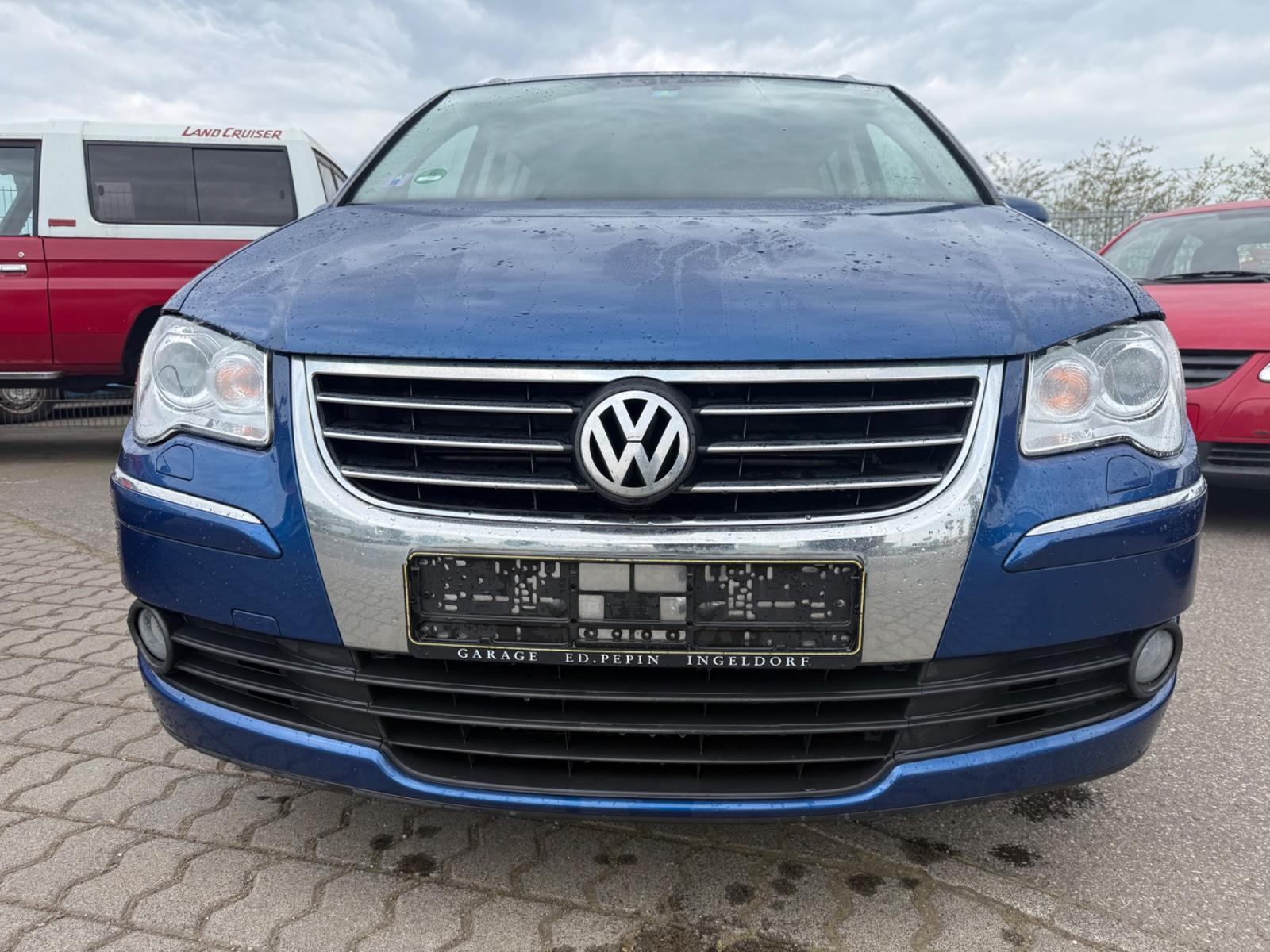 Volkswagen Touran H VOLLLEDER AUS ERSTE HAND TÜV NEU