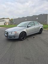 Audi A4 1.6 Benzin | Top gepflegt | sofort... - Audi A4 mit Benzin-Antrieb: Limousine, 1.6