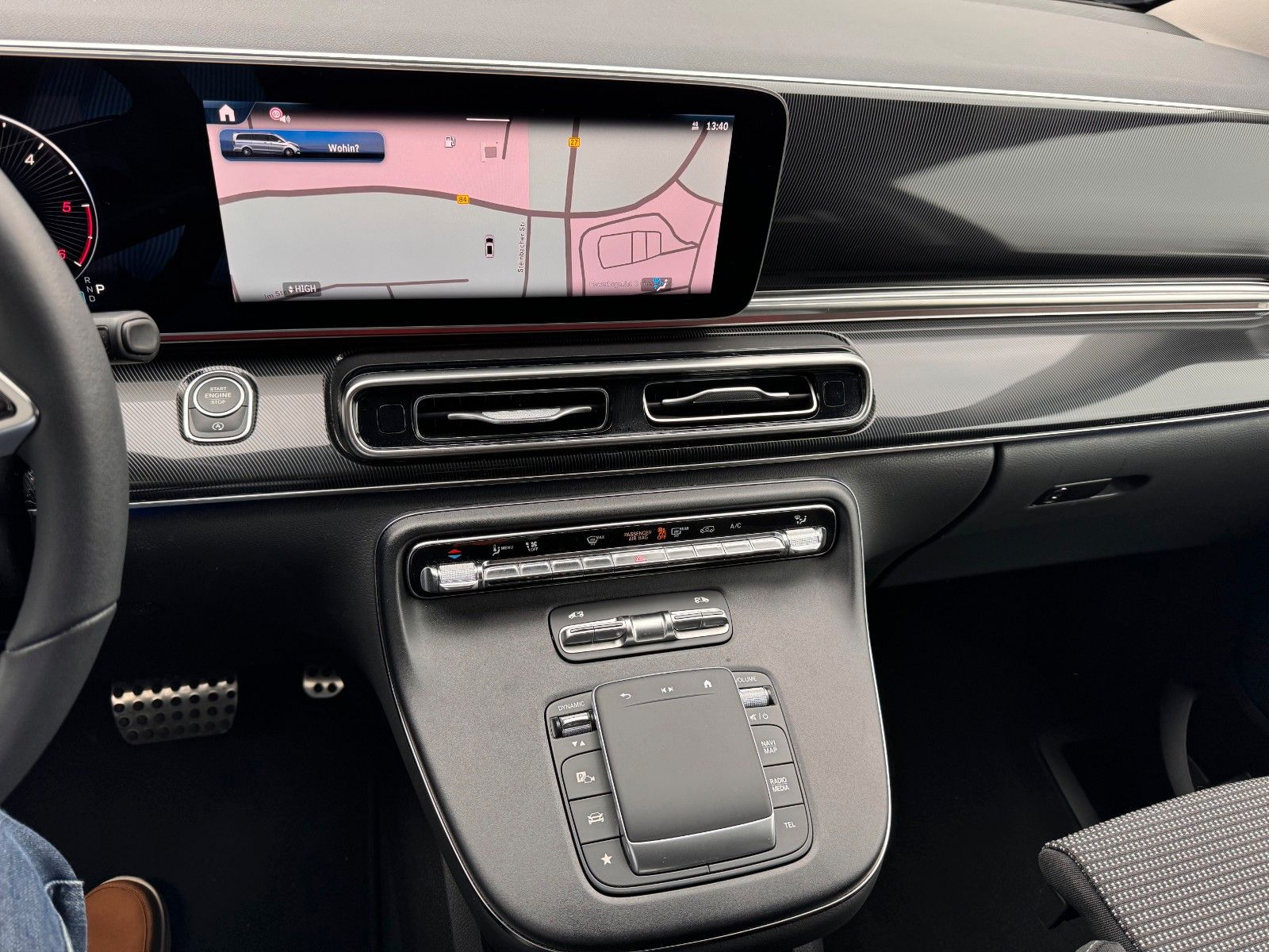 Fahrzeugabbildung Mercedes-Benz V 220 d STYLE K Liege-Paket AHK2,5 DISTRONIC