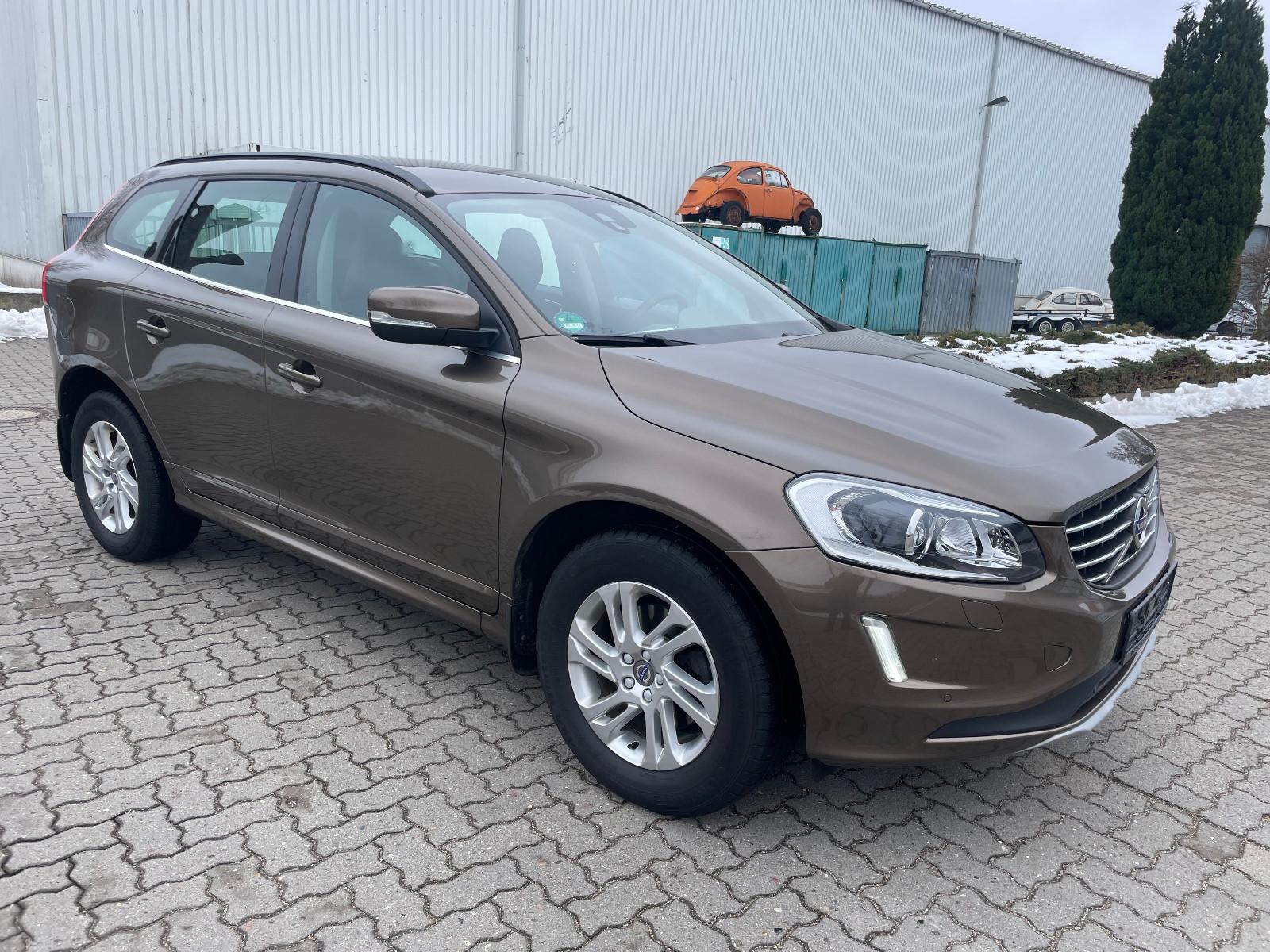Volvo XC 60 XC60 Momentum 2WD