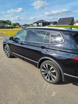 Volkswagen Tiguan Allspace 239PS / 7Sitzer/ Voll/ Garantie - Volkswagen Tiguan Allspace mit Diesel-Antrieb: Garantie