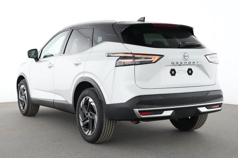 Fahrzeugabbildung Nissan Qashqai 1.3 DIG-T Automatik N-Conn. **Aktion**