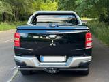 Mitsubishi L200 Pick Up 4x4 Autm. Double Cab Diamant Editio - Mitsubishi L200 in Köln