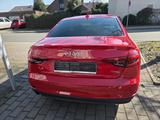 Audi A4 Lim. basis/Automatik/LED/Head-Up/PDC/ - Audi A4: Rot