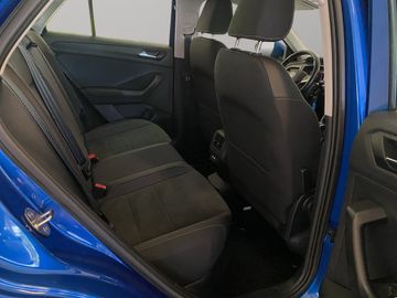 Volkswagen T-Roc - 8