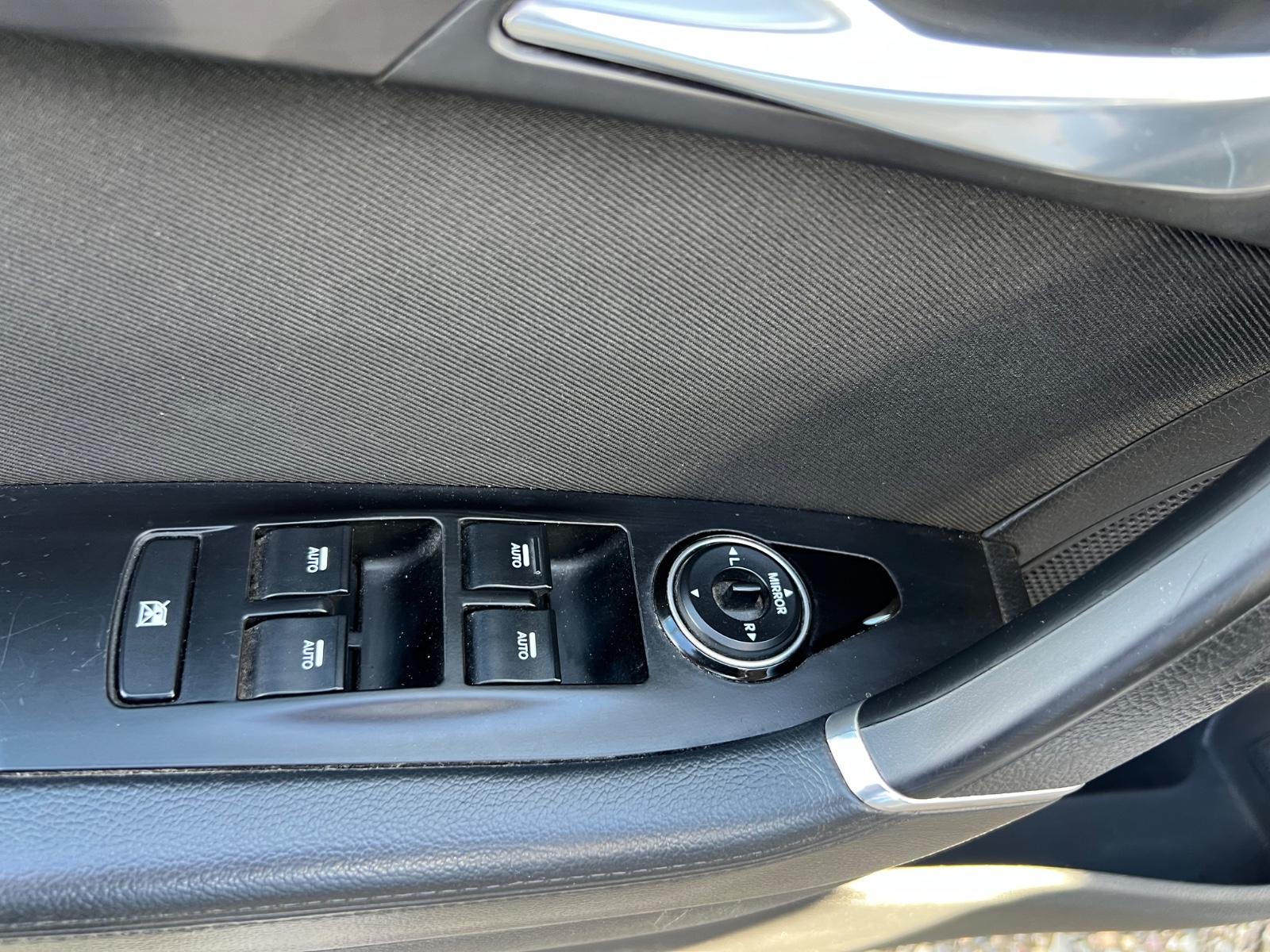 Hyundai i40 2013 — photo 28