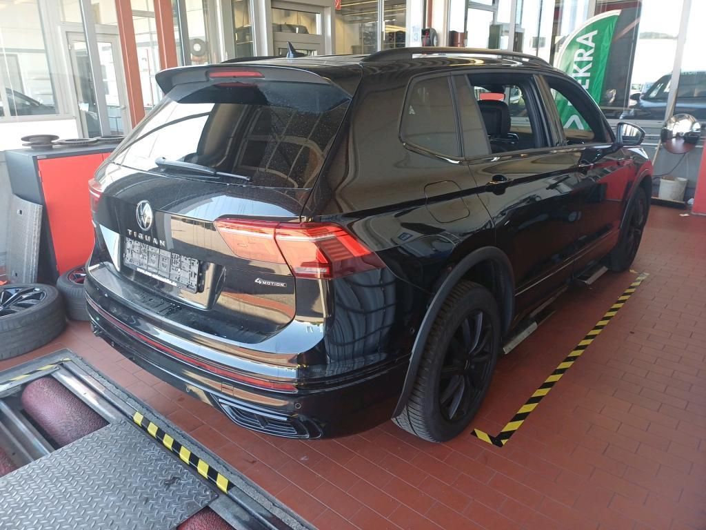 Volkswagen Tiguan Allspace 2.0 TDI R-Line 4Mot*MATRIX*7SITZ imagem 3