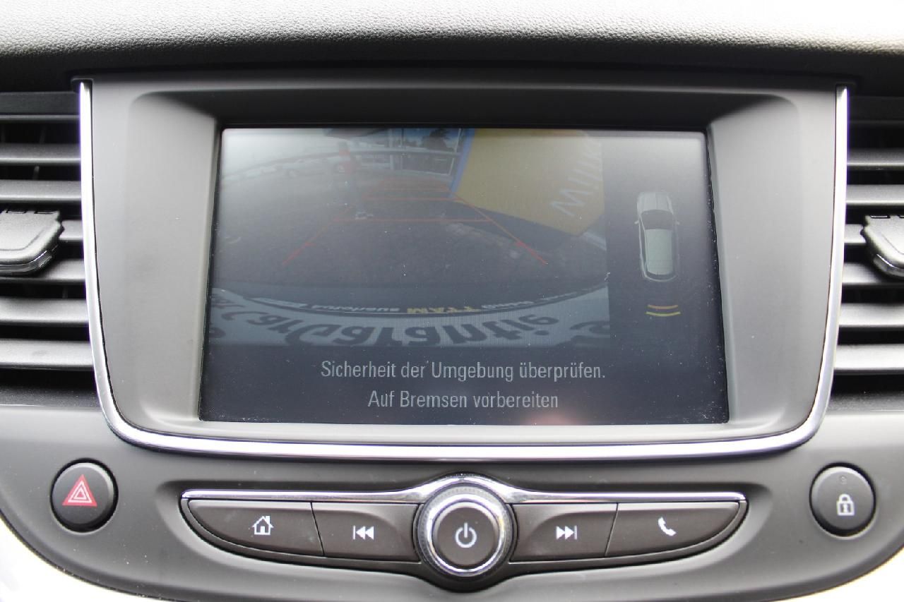 Fahrzeugabbildung Opel Grandland X 1.2T Elegance Automatik