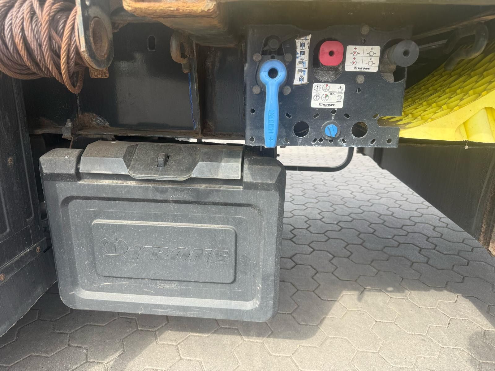 Fahrzeugabbildung Krone Stahlmattenauflieger mit Bordwände - TÜV Neu