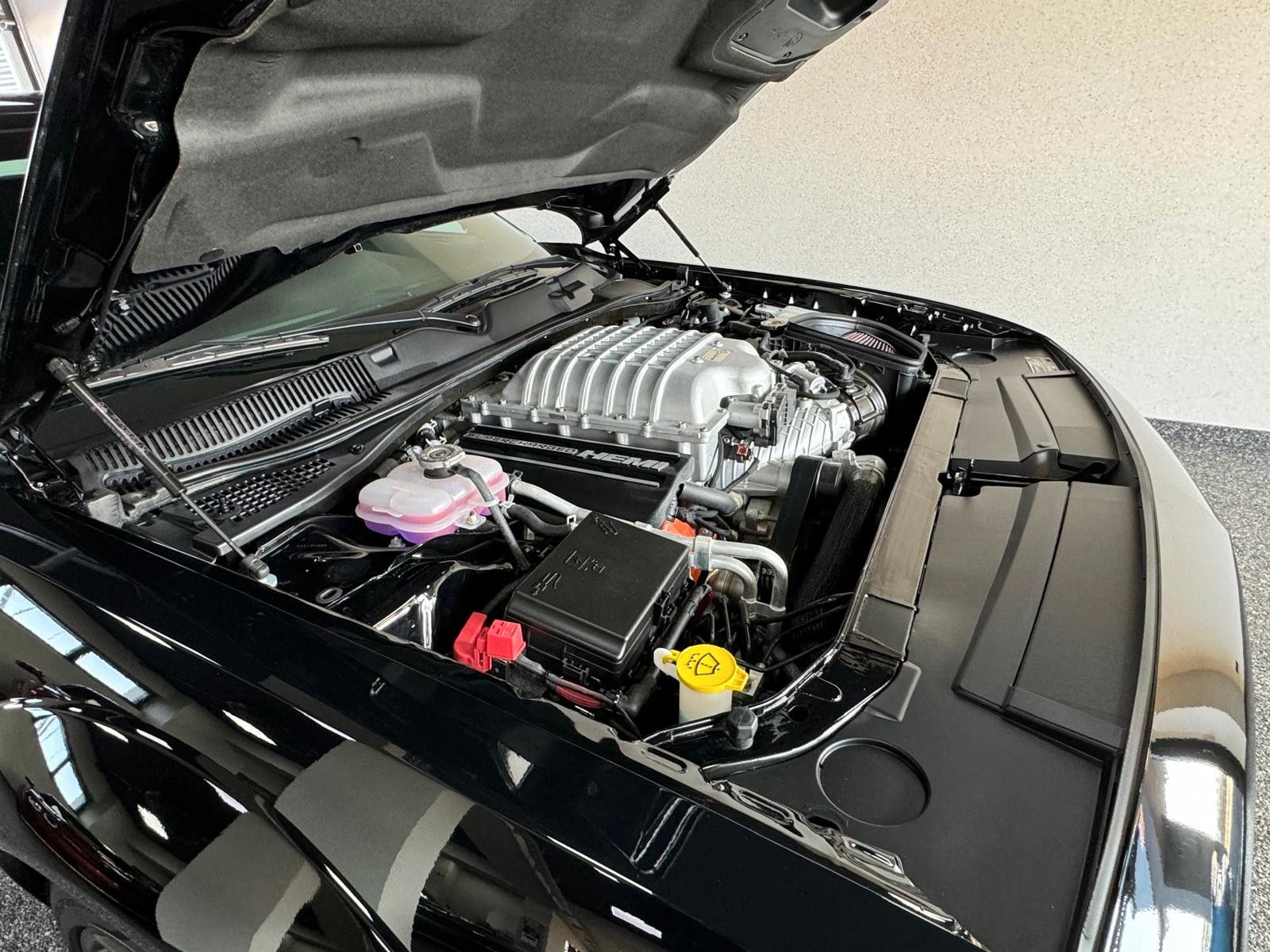 Fahrzeugabbildung Dodge CHALLENGER SRT HELLCAT JAILBREAK -LAST CALL-