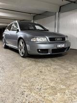Audi RS4 2.7 quattro - - Audi RS4 mit Benzin-Antrieb: Kombi, 2.7