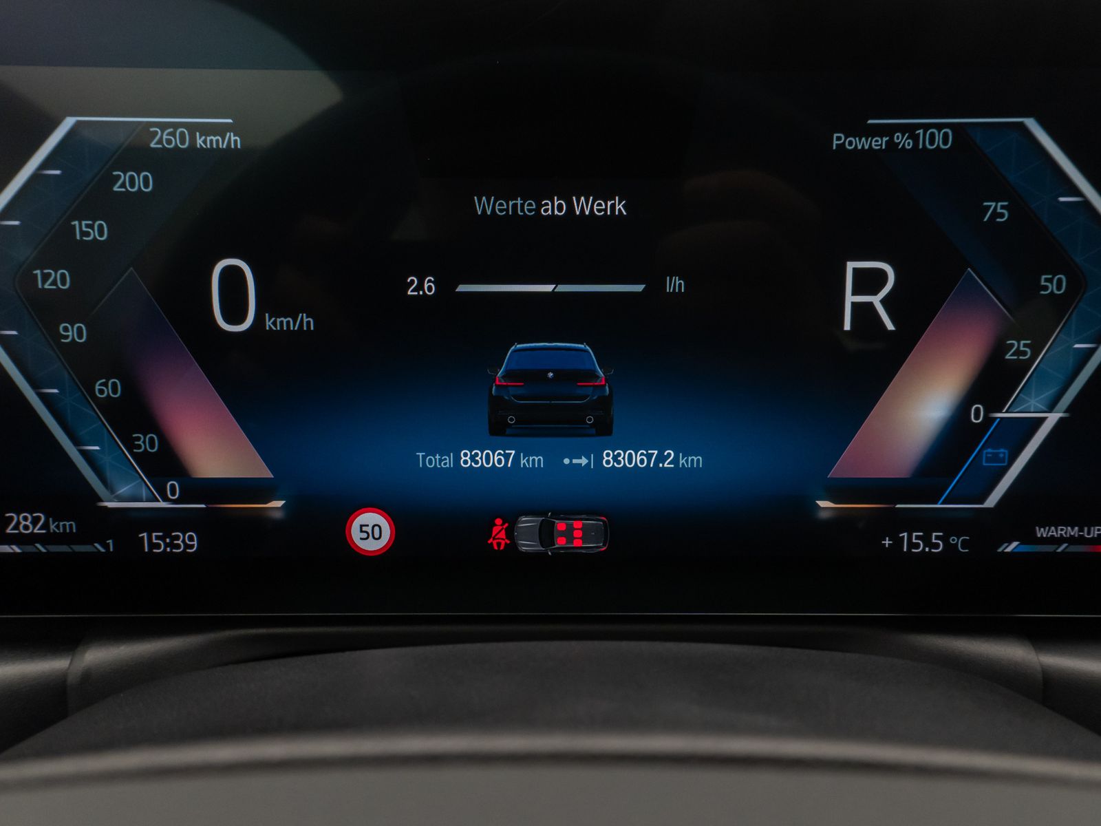 Fahrzeugabbildung BMW 318d Kamera DAB HiFi HUD Leder Komfort Sport LED