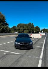 BMW 3er E90 320i - BMW 320 Limousine 320i e90 mit Benzin-Antrieb