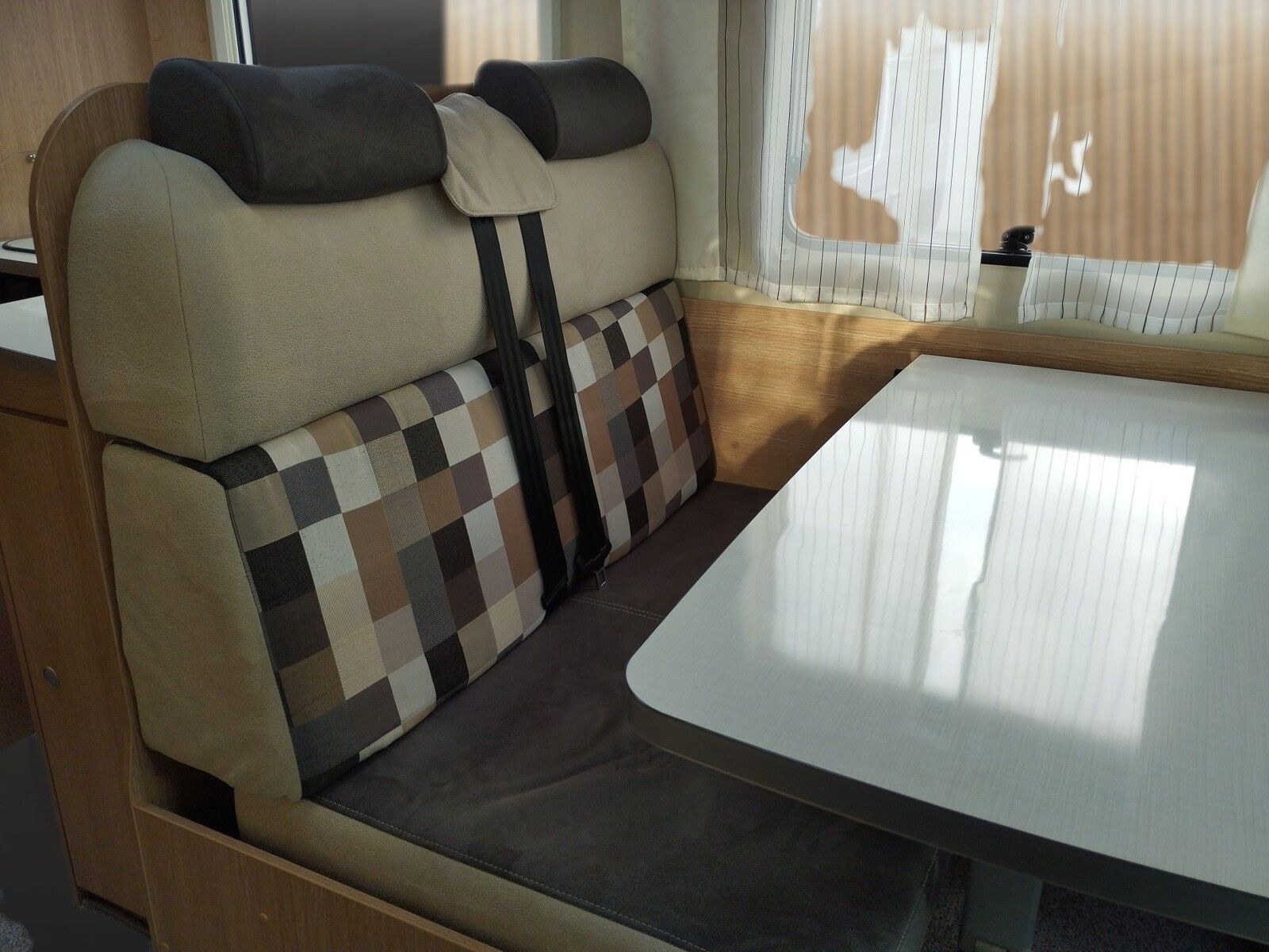 Fahrzeugabbildung Sunlight T 65 SAT,Markise,Fahrradträger,TV,Navi