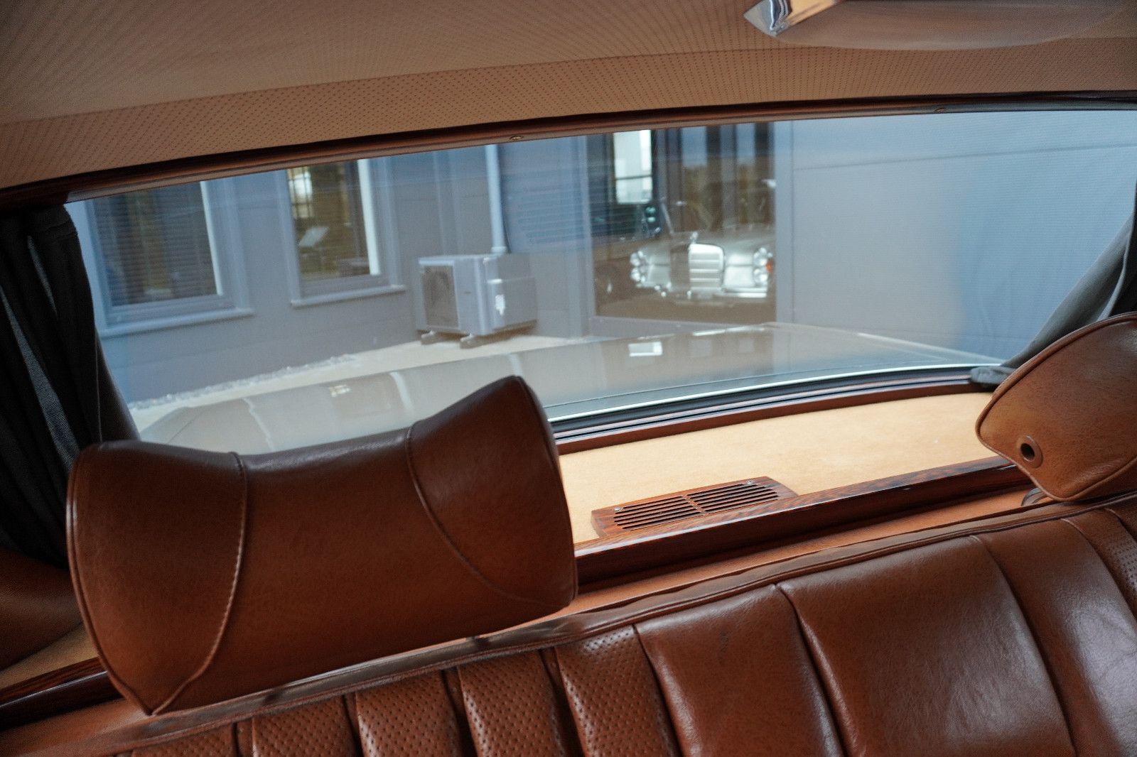 Fahrzeugabbildung Mercedes-Benz 600