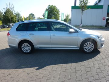 Volkswagen Golf - 3
