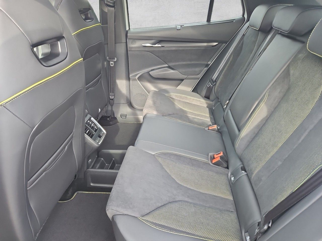 Fahrzeugabbildung SKODA Enyaq Coupé RS Lounge Navi,Pano,AHK
