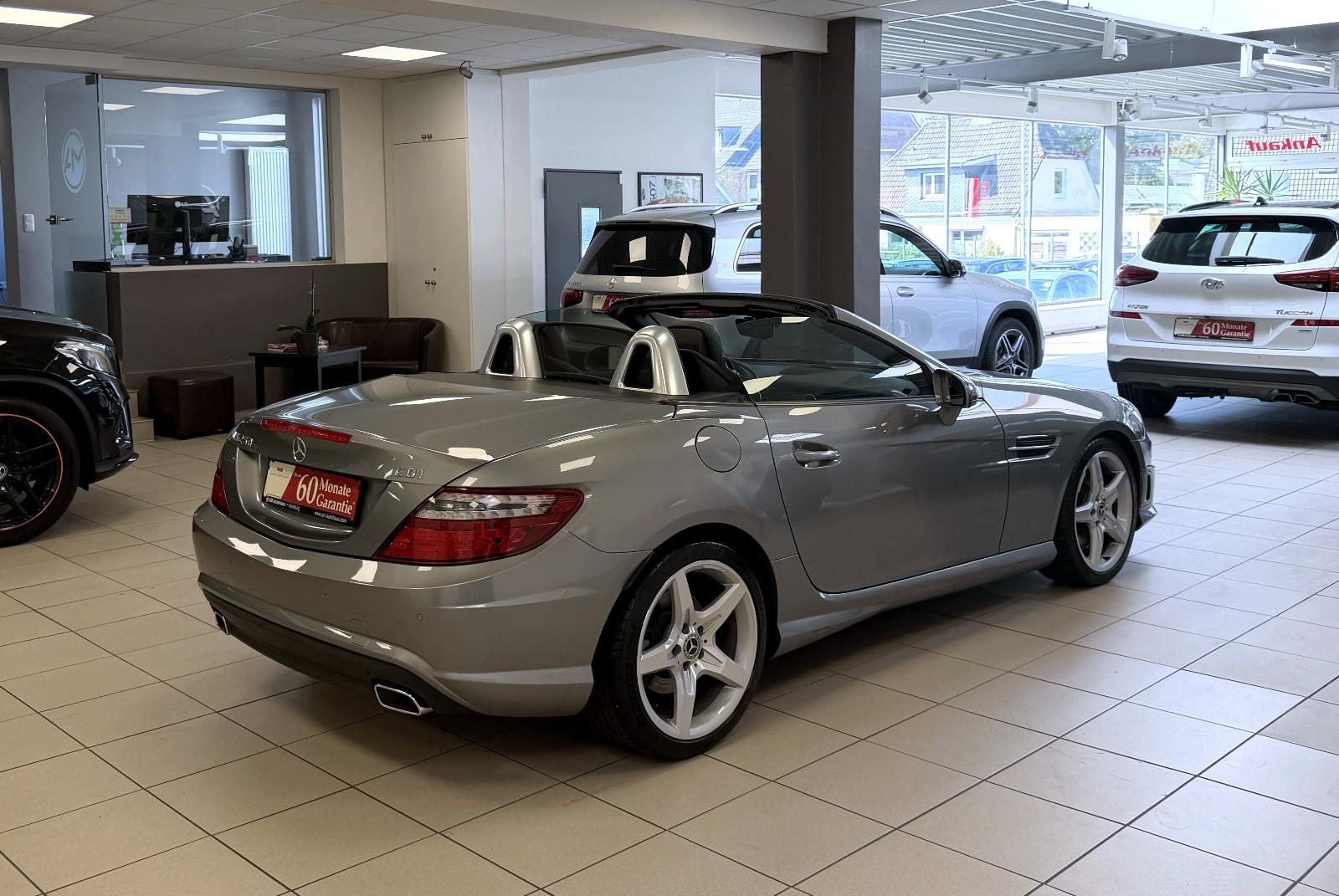 Mercedes-Benz SLK 250 CDI BE Roadster *AMG*Glasdach*AirScarf