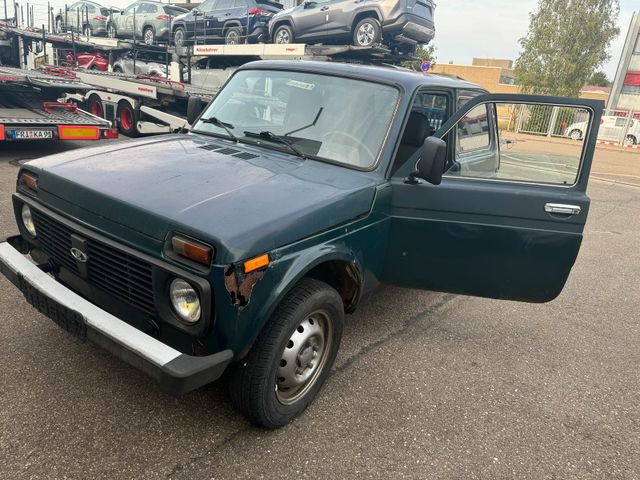 Lada niva 1.7