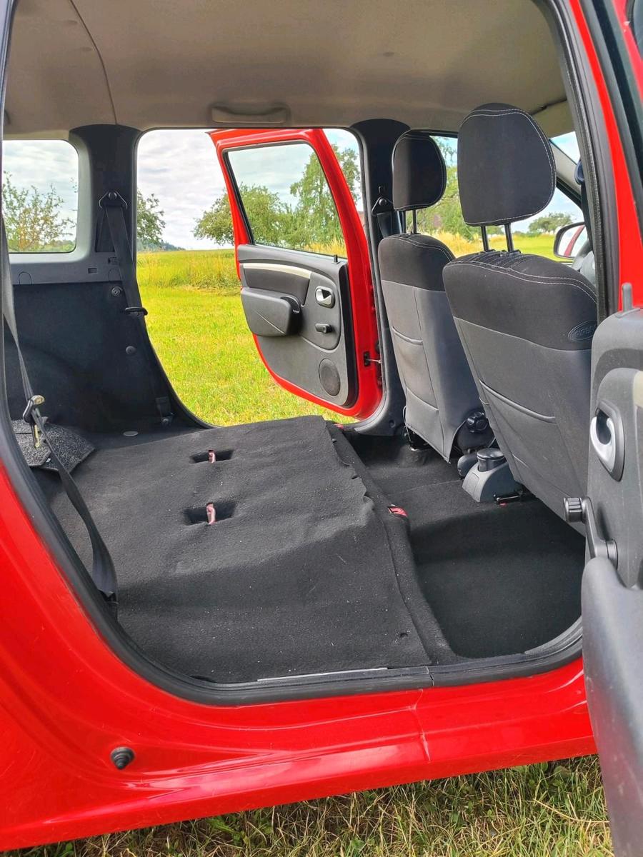 Dacia Logan 2011 — photo 6
