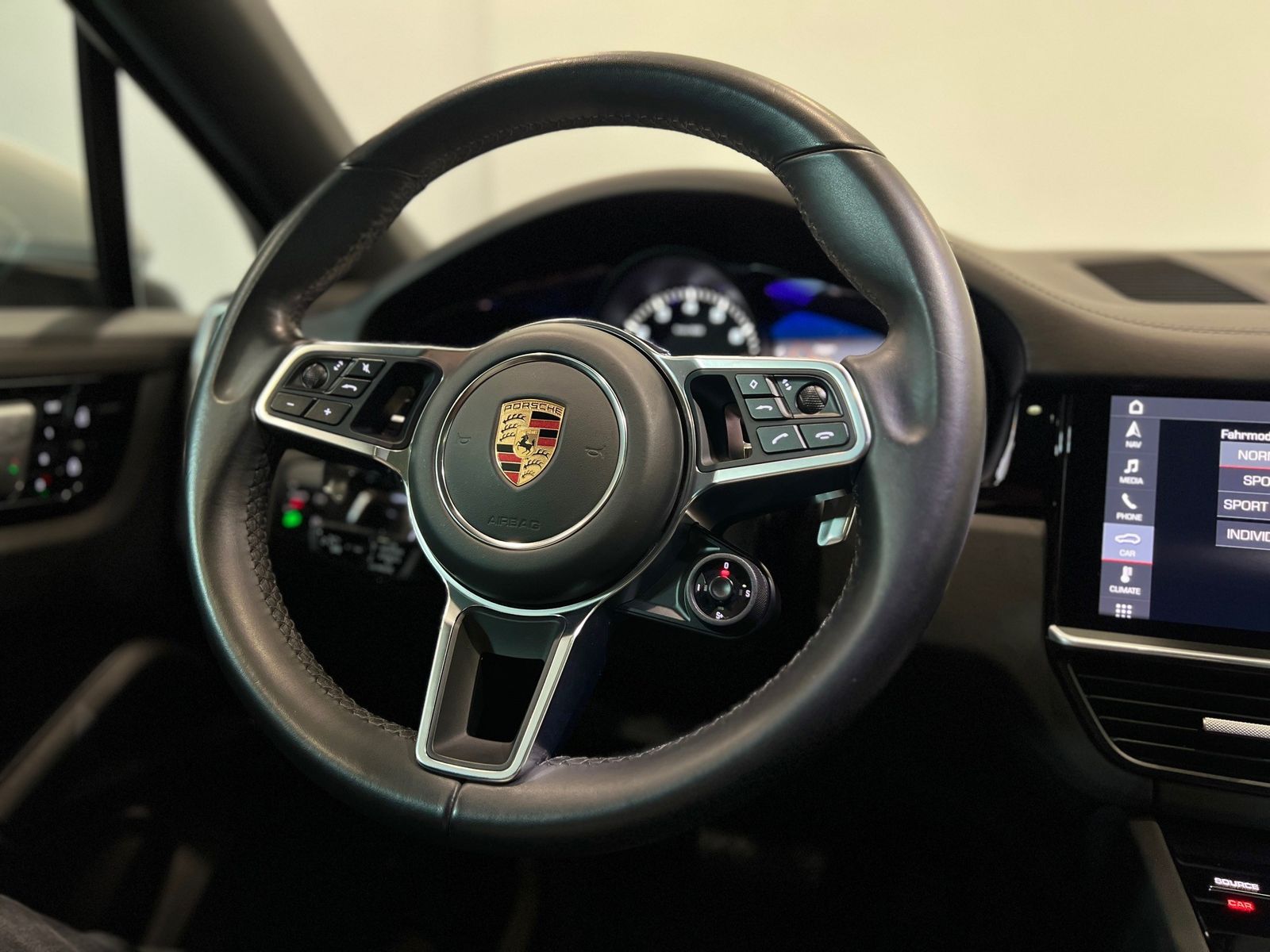 Porsche Cayenne Coupe Standh. AHK Luftf. Matrix 18W. HuD foto 12