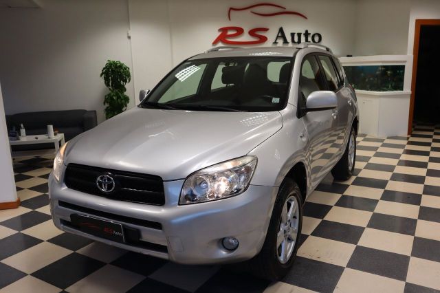 Toyota RAV 4 RAV4 2.2 D-4D 136 CV