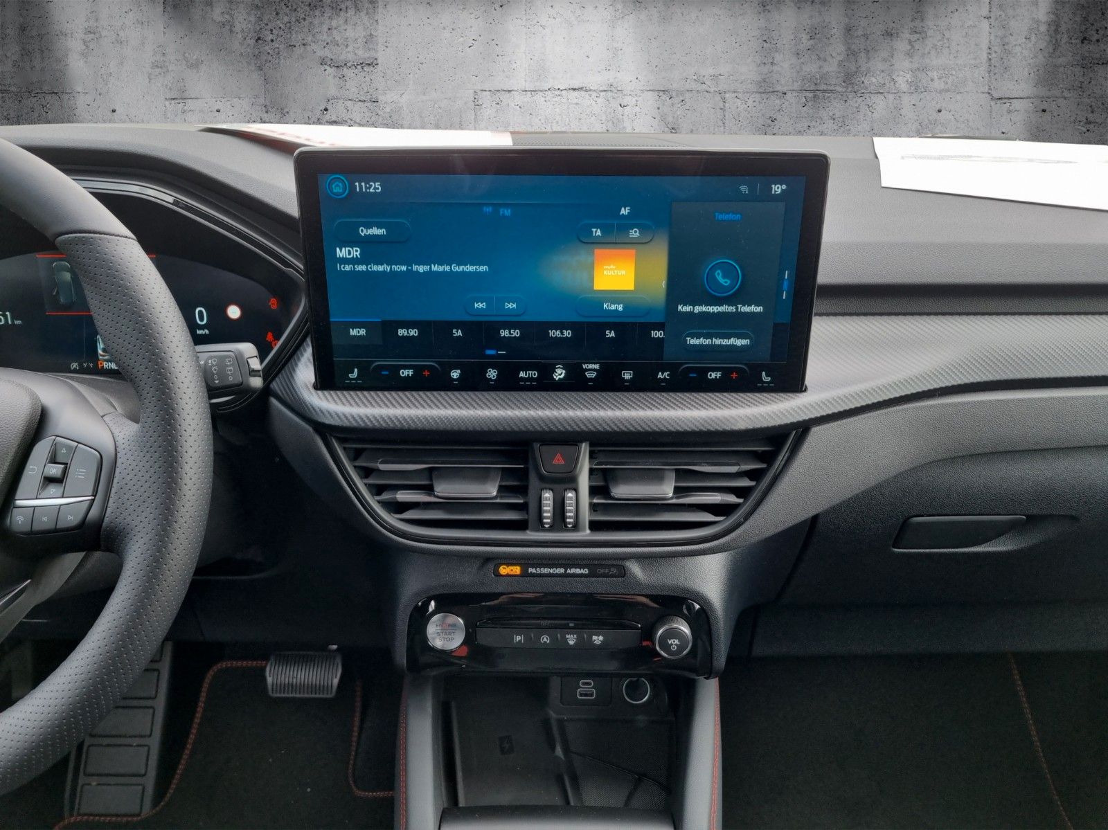 Fahrzeugabbildung Ford Kuga 1.5 EcoBoost ST-Line Automatik