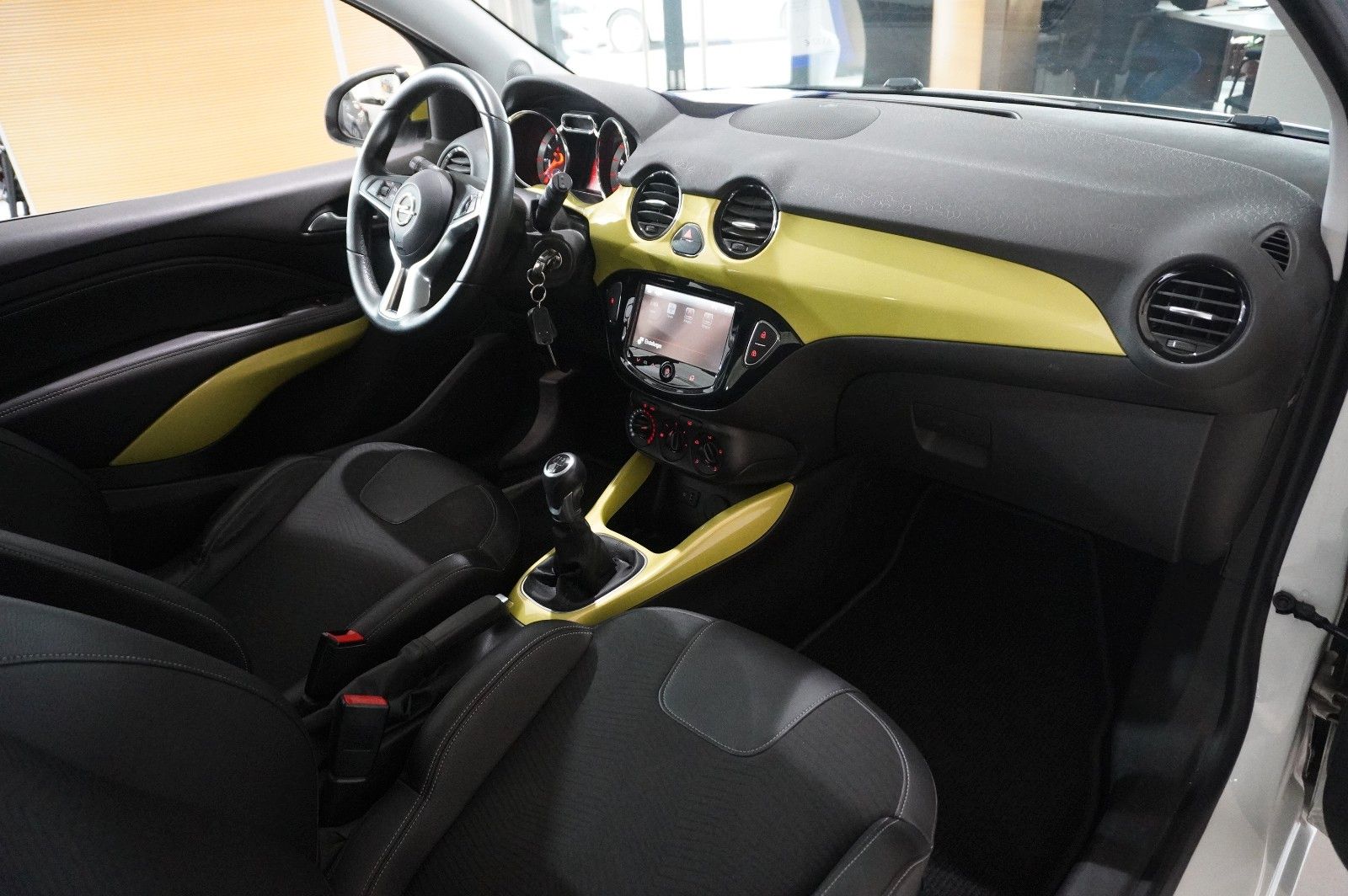 Fahrzeugabbildung Opel Adam 1.2 JAM KLIMA/SPORT/TEMP./USB/CITY/TOUCH