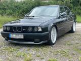 BMW E34 525i M-Paket M50 Schalter H-Zulassung - BMW 525 aus 1993