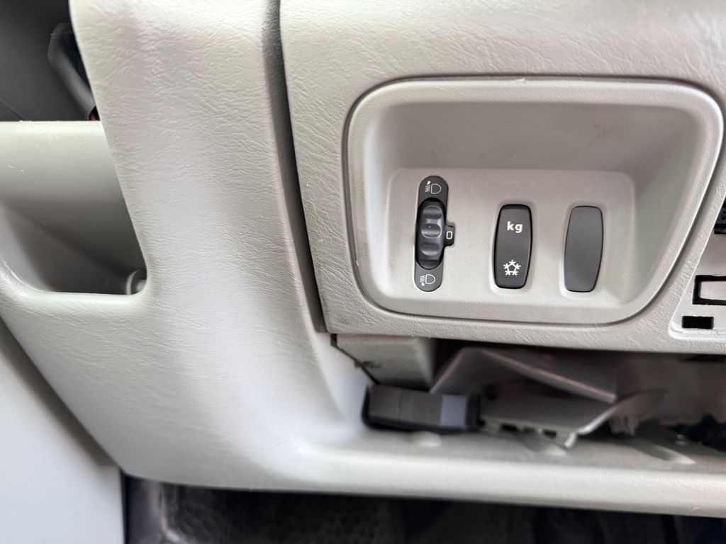 OPEL Vivaro Kasten/Kombi L2H1 2,9t/KLIMA/AHK/STANDHEI OPEL Vivaro Kasten/Kombi L2H1 2,9t/KLIMA/AHK/STANDHEI