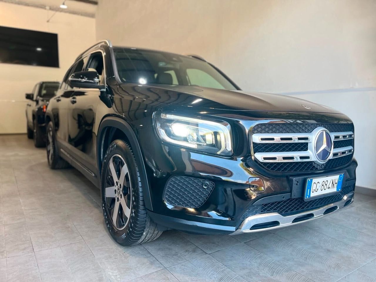 Mercedes-Benz MERCEDES BENZ GLB 200 D *4MATIC *C/A*UNICOPRO*83 imagem 3