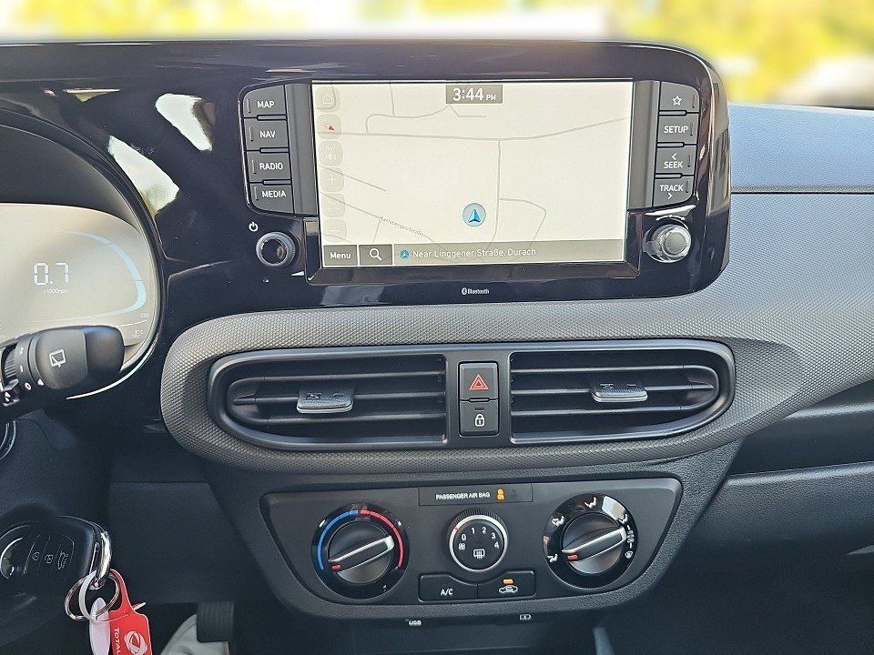 Fahrzeugabbildung Hyundai i10 1.0 5-MT TREND NAVI+KAMERA+KLIMA+SHZ+LENKHZ+