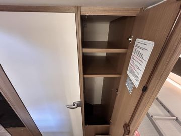 Carado T 334 SAT TV Fahrradtr. Automatik Hubbett Kamera