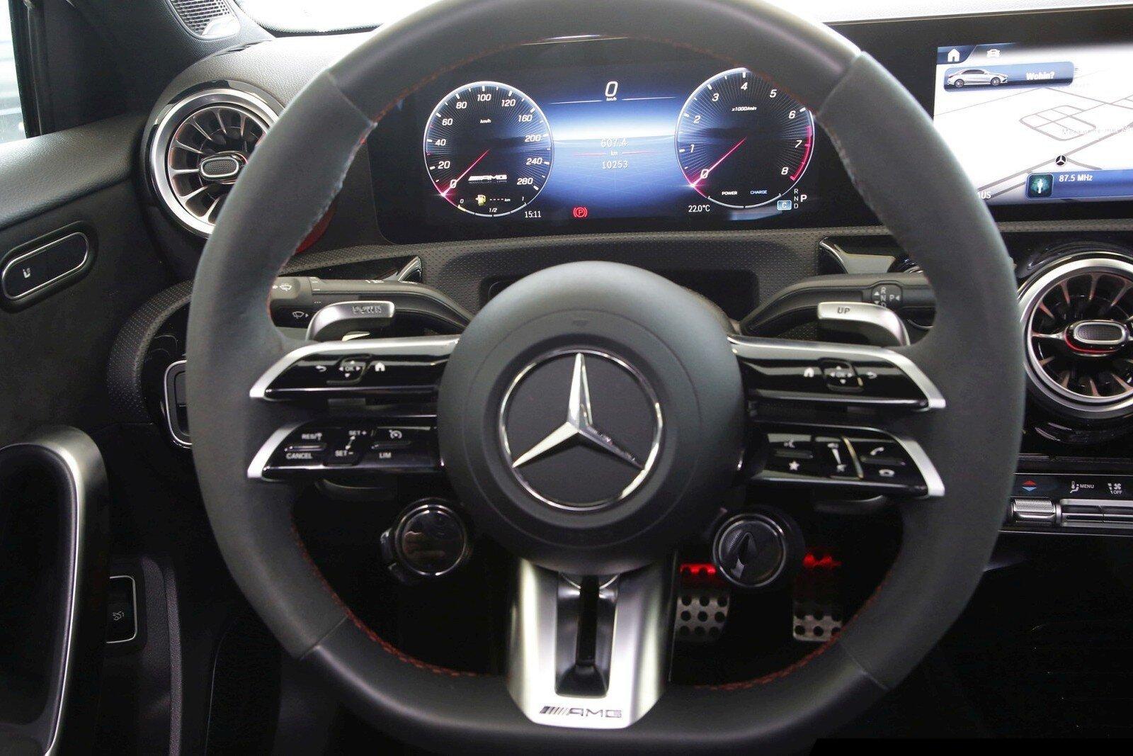 Mercedes-Benz A35 4M Limousine AMG 360°/Burmes/Night/Aeropaket