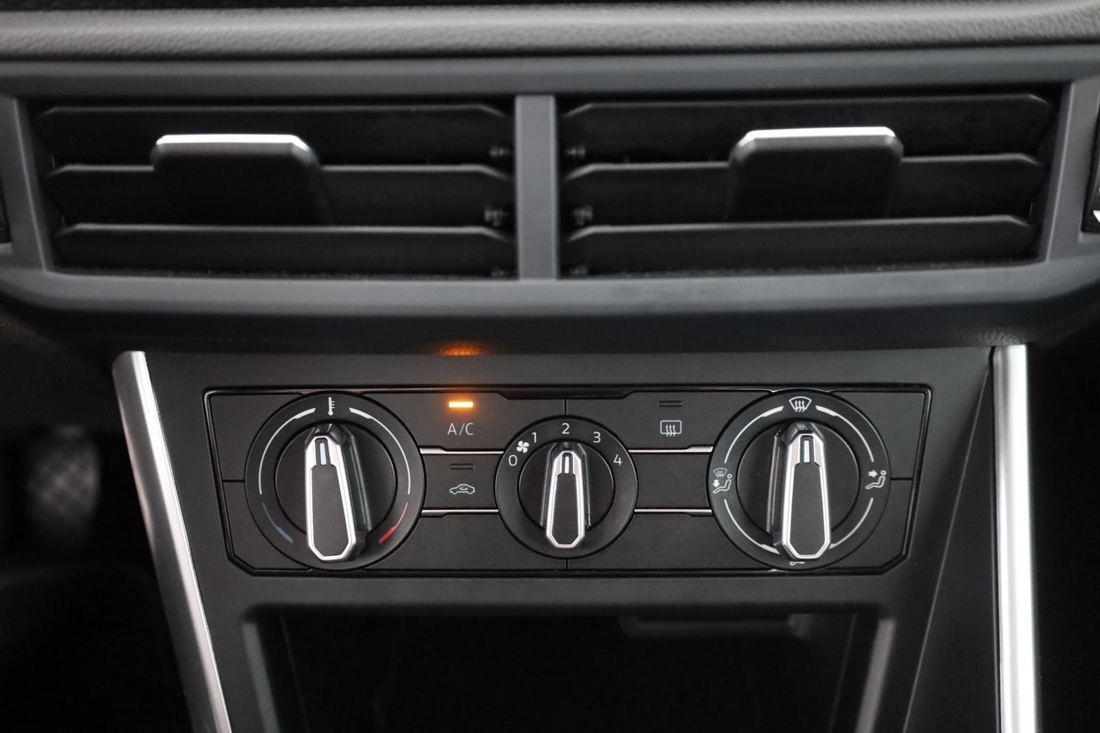 Volkswagen Polo 1.0 TSI DSG Life LED Navi ACC App-Connect, миниатюра 12