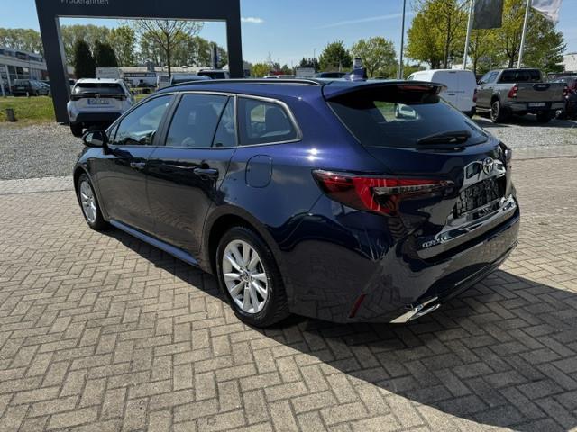Toyota Corolla Touring Sports 2.0 Hybrid Business Editi
