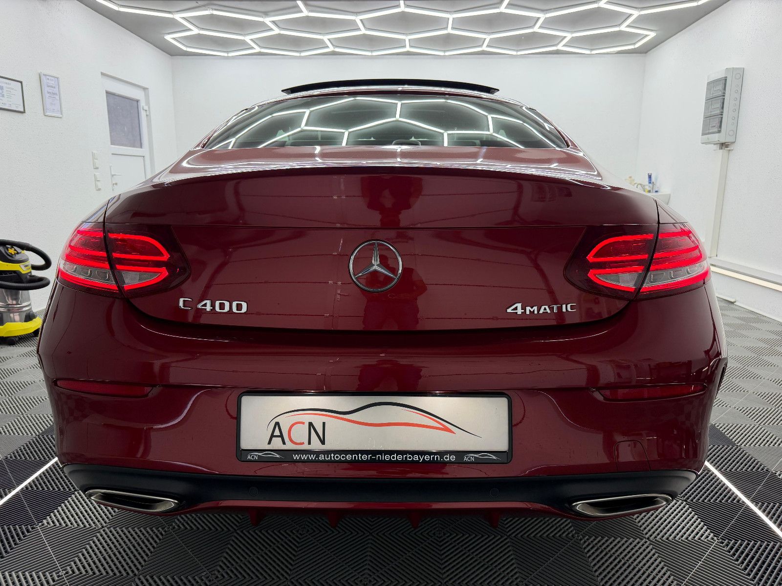 Fahrzeugabbildung Mercedes-Benz C 400 Coupe 4M/AMG-LINE/DESIGNO/PANO/DE FZG/AHK