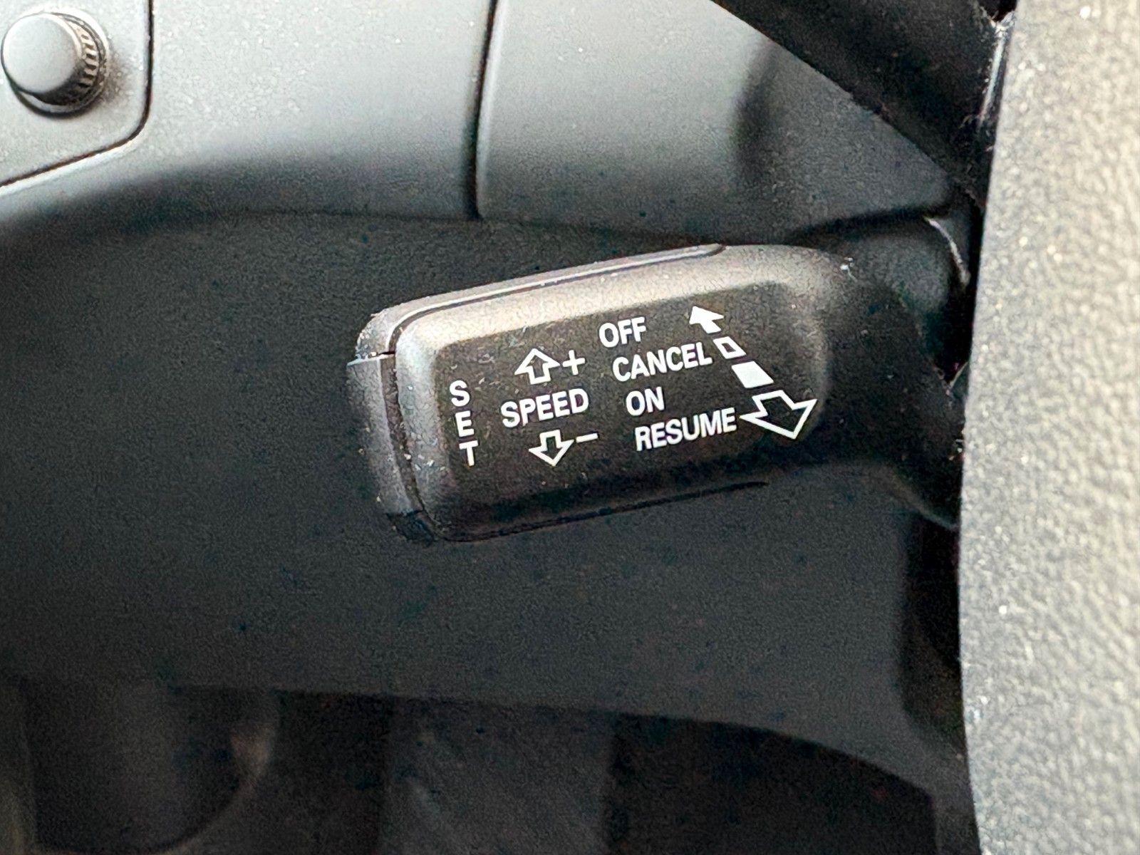 Fahrzeugabbildung Audi A4 Avant 2.0 TDI Aut. S LINE SPORTPAKET plus Nav