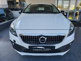 Volvo V40 Cross Country D2 Business - weiße Volvo V40 Cross Country