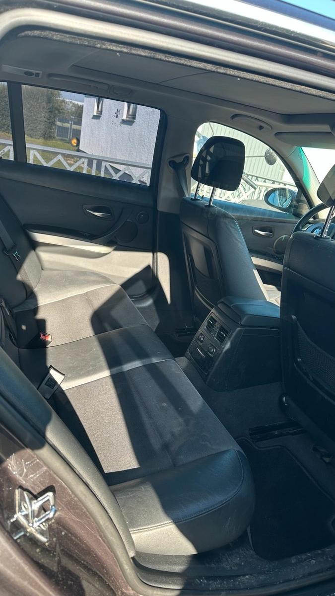 BMW 325 2006 — photo 7