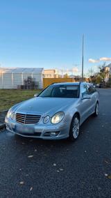 Mercedes-Benz Mercedes E320 CDI T-Modell W211 - Mercedes-Benz E-Klasse aus 2009: T Modell