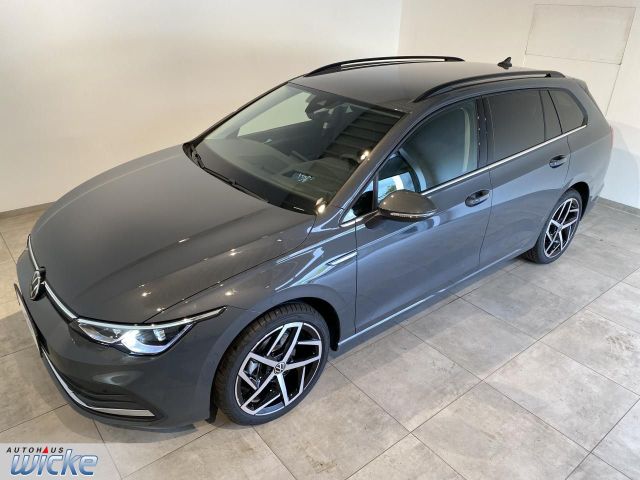 Golf VIII Variant 1.5 eTSI DSG Style NAVI KLIMA
