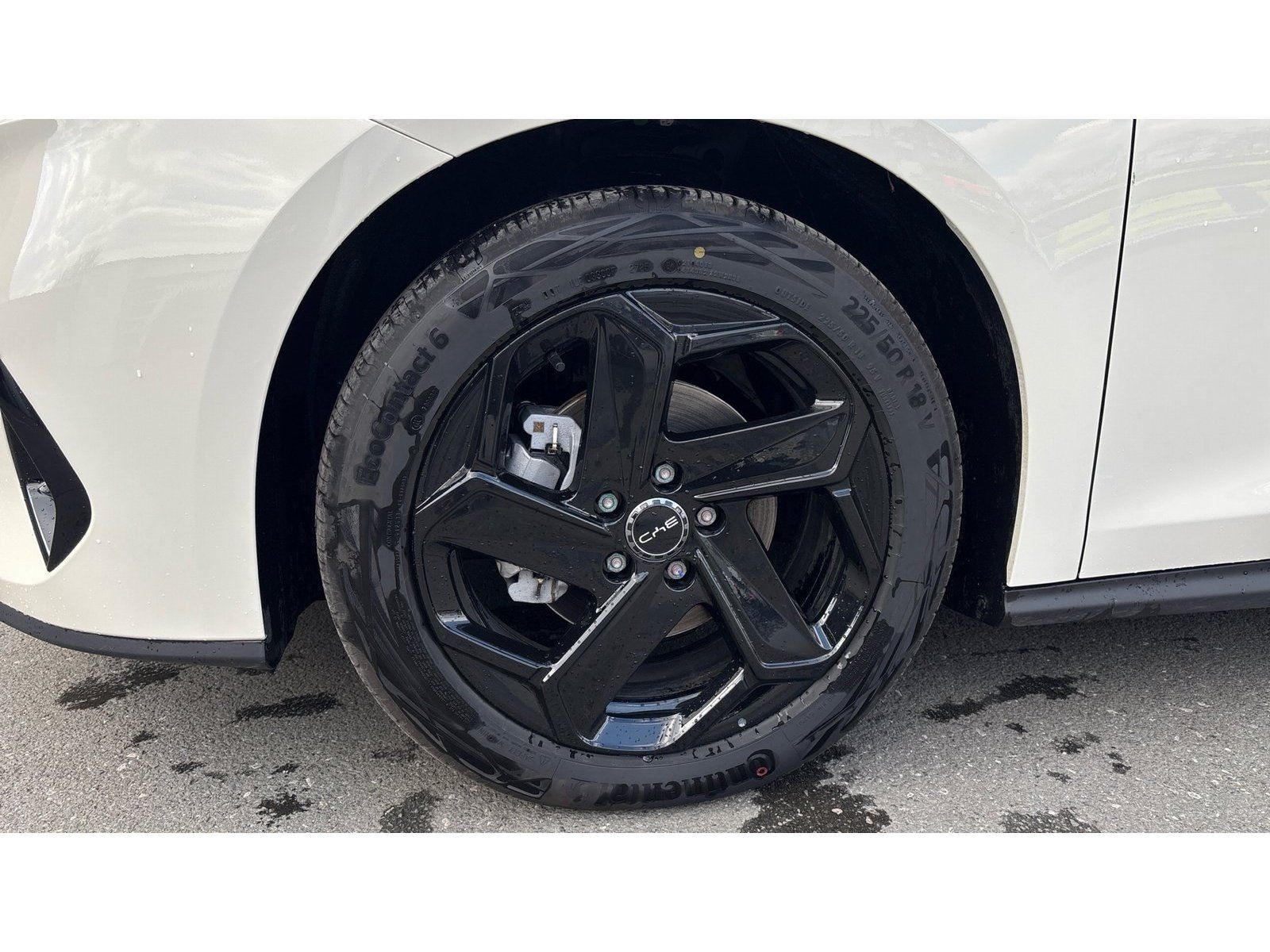 BYD SEAL 6