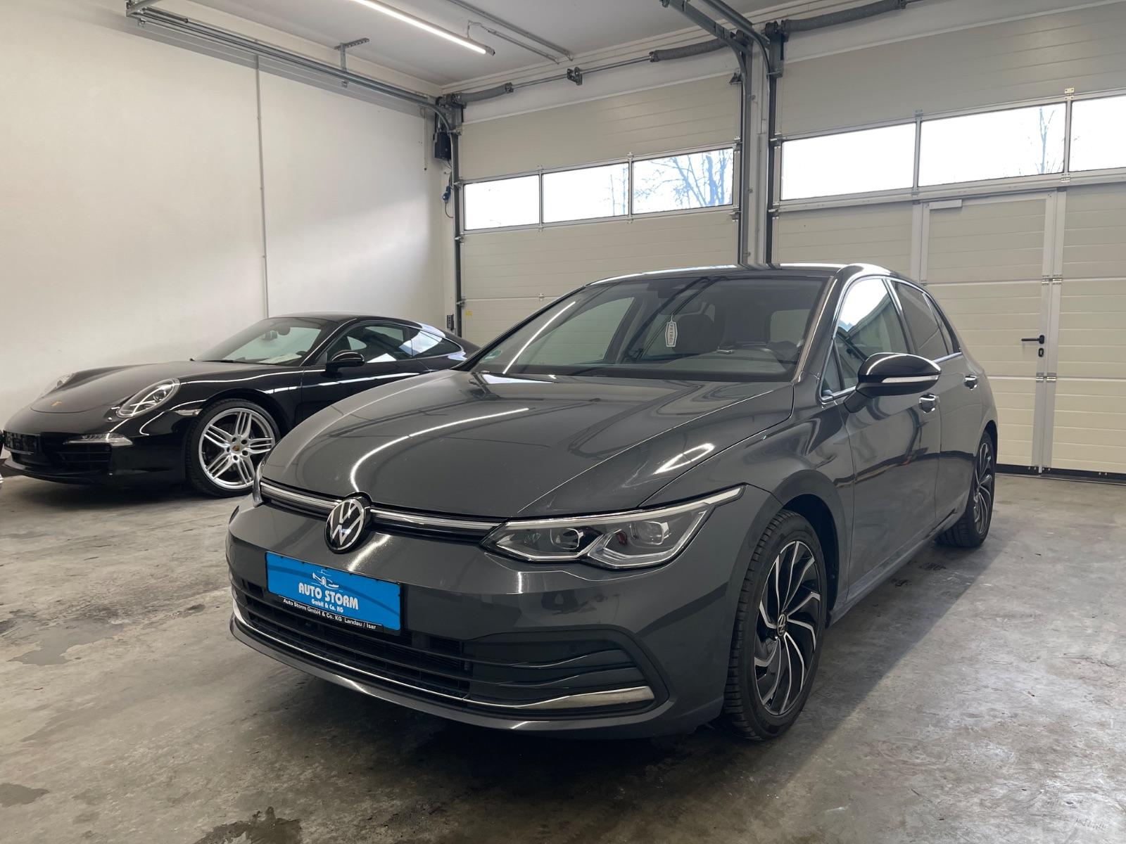 Volkswagen Golf VIII 2.0 TDI Active*1-Ha*LED*Kam*AHK*ACC* A