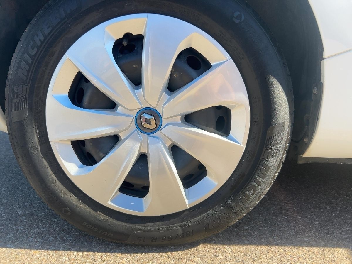 Fahrzeugabbildung Renault ZOE LIFE R110 Z.E50 *Batteriemiete*